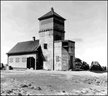 (Chapel Point Battery circa 1942)